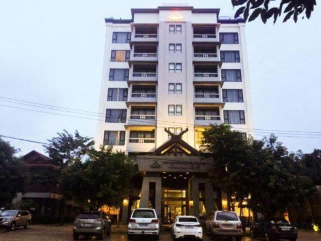 Yeak Loam Hotel Banlung Luaran gambar
