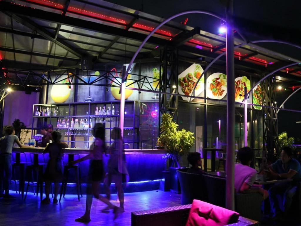 Yeak Loam Hotel Banlung Luaran gambar