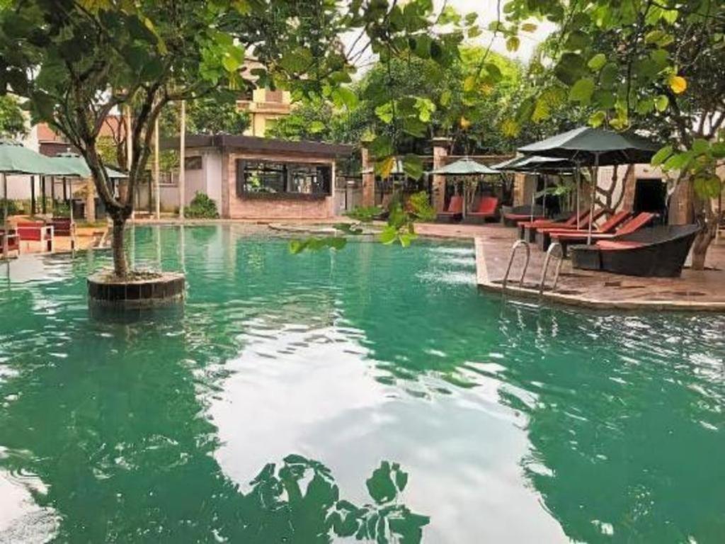 Yeak Loam Hotel Banlung Luaran gambar