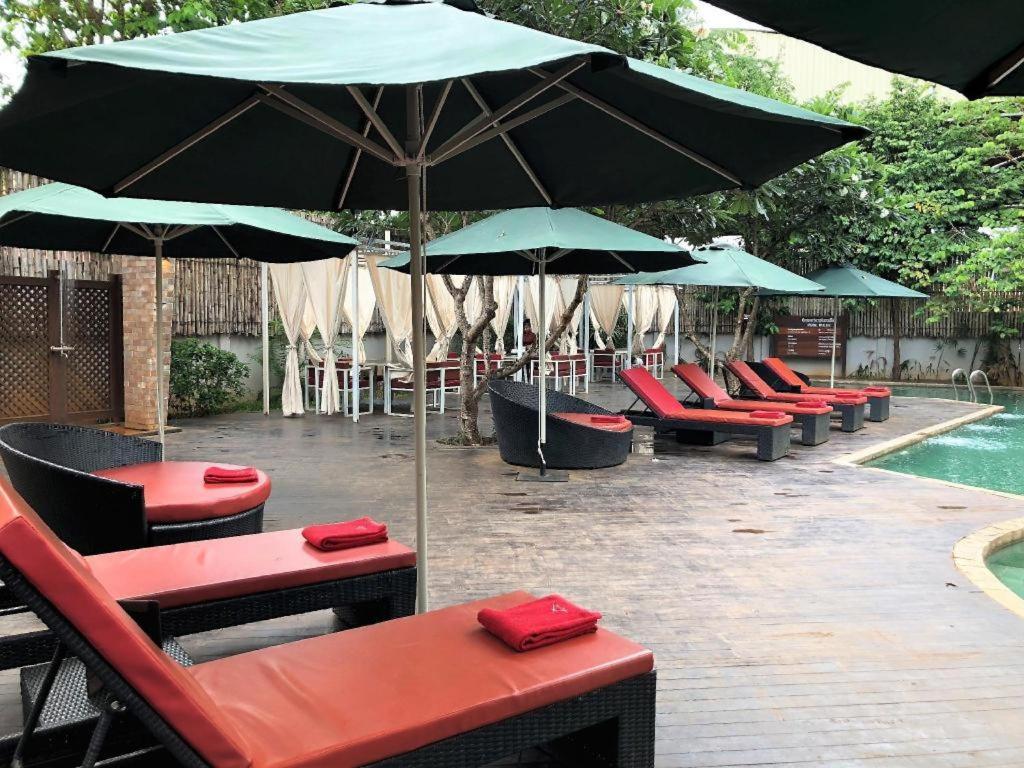 Yeak Loam Hotel Banlung Luaran gambar